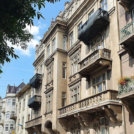 Mini-Hotel Under The Roof Liov Exterior foto